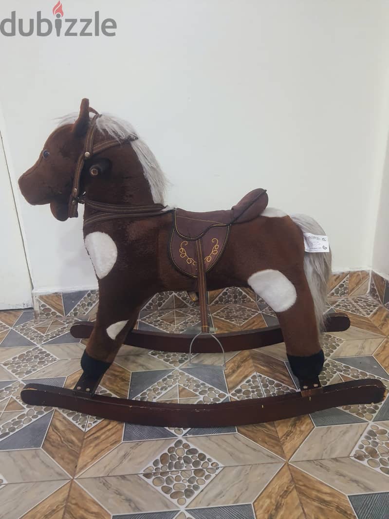 Call (36216143) Rocking Horse In Good Condition 5BD Only 2