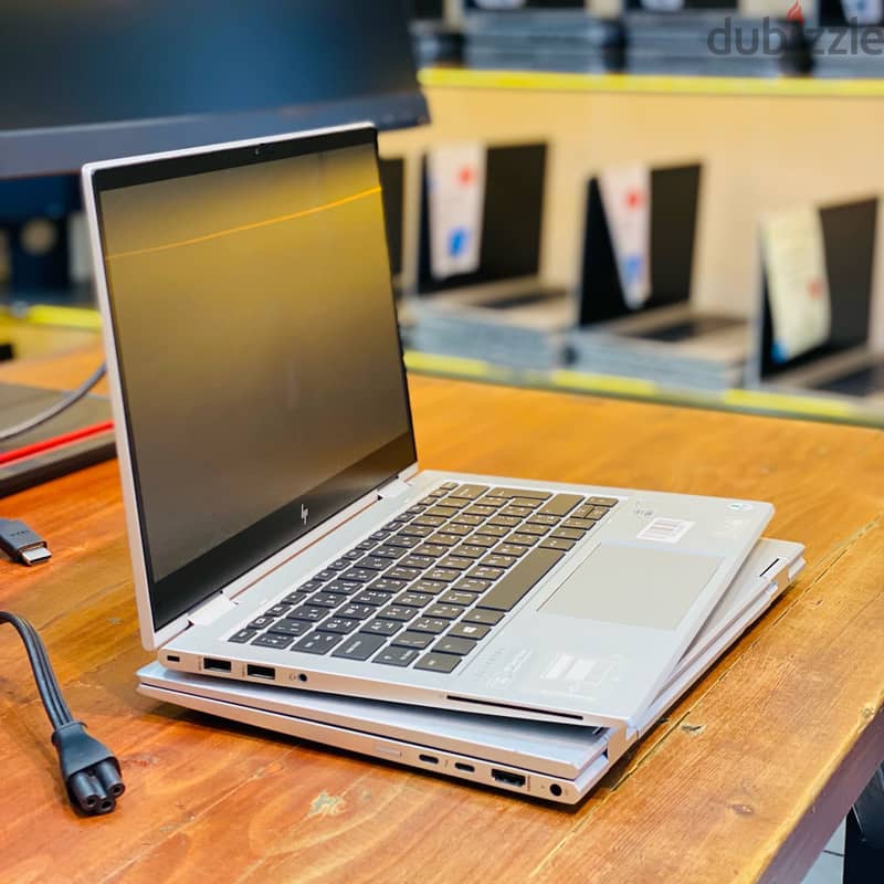 Hp EliteBook 830 G7 Core i7-10th Generation X360TouchScreen 2