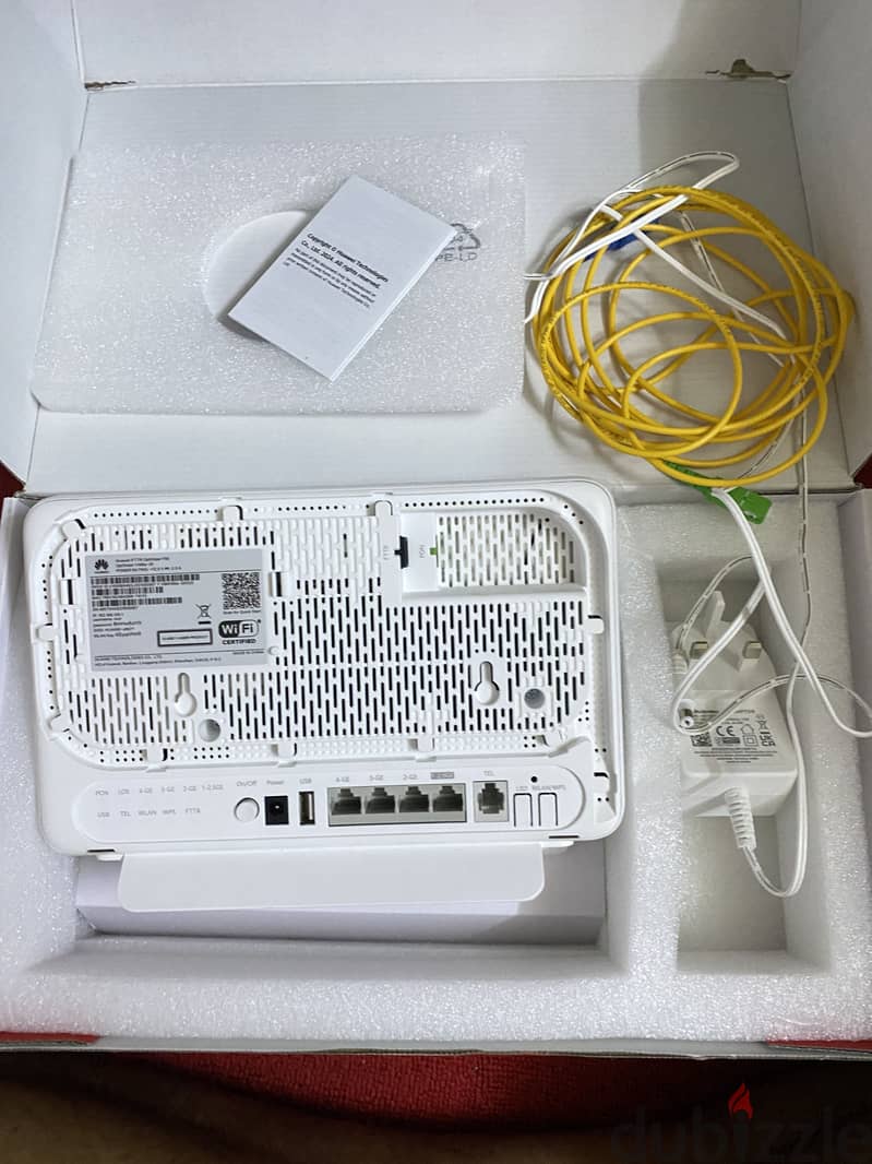 Huawei BNET Wi-Fi router in like-new condition.  3