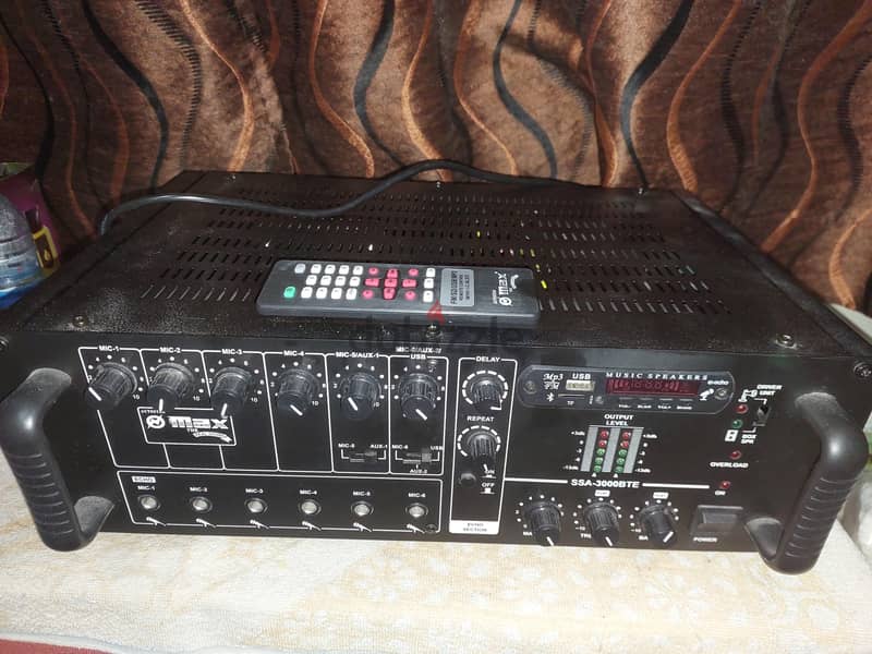 MAX X300 W amplifier Remote and boss woofer boss speaker and Bluetooth 1