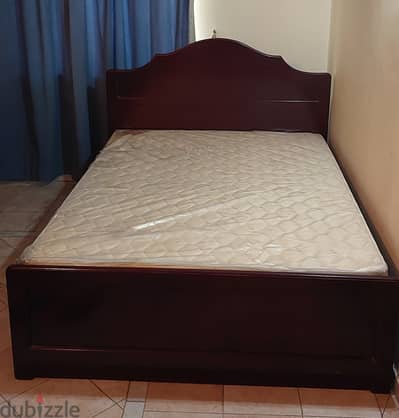 Queen Size Bed with Matress