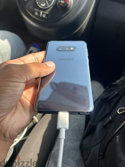 Samsung galaxy S10e all good working