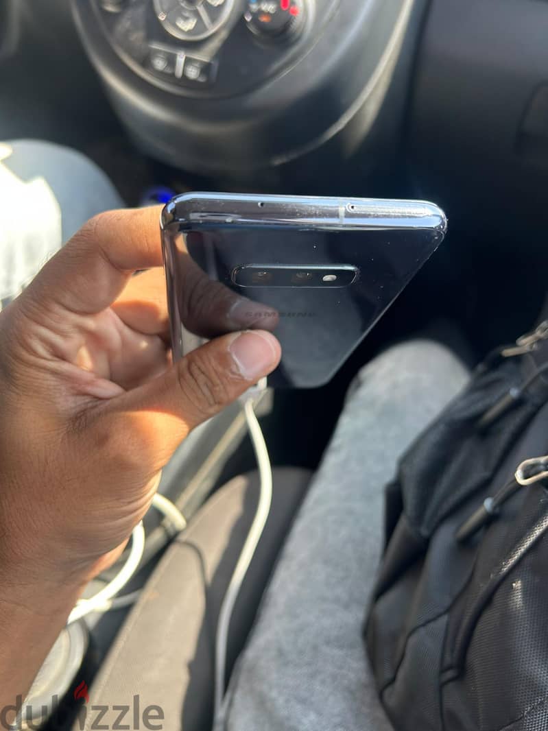 Samsung galaxy S10e all good working 3