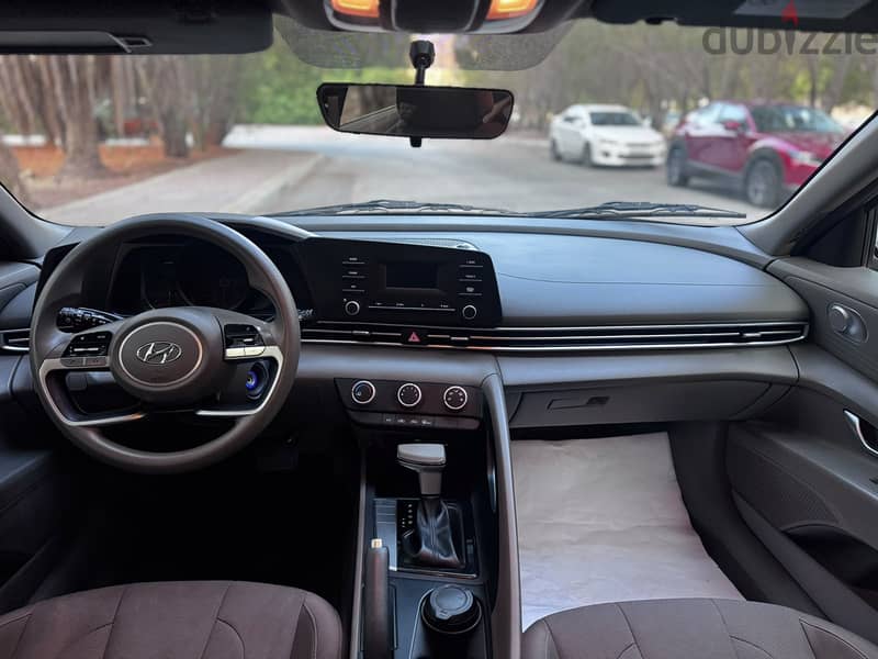 HYUNDAI ELANTRA 2024 MODEL WITH WELL-MAINTAINED CONDITION 6