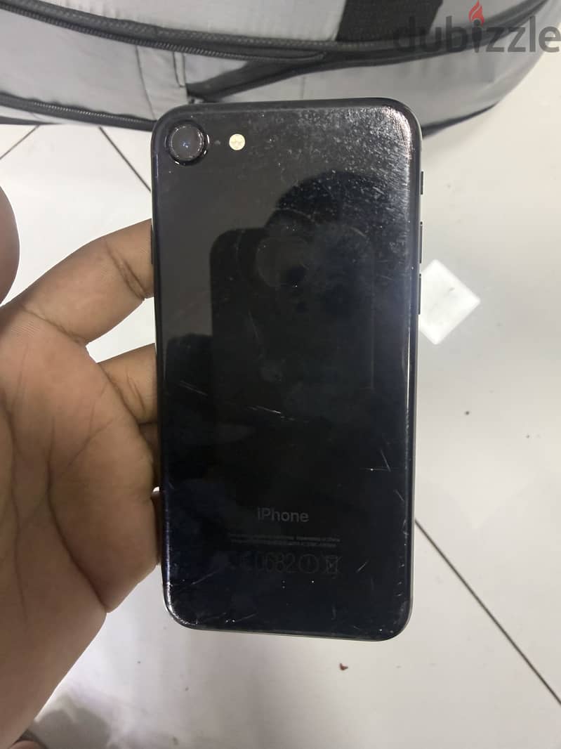 Apple - iPhone 7 3