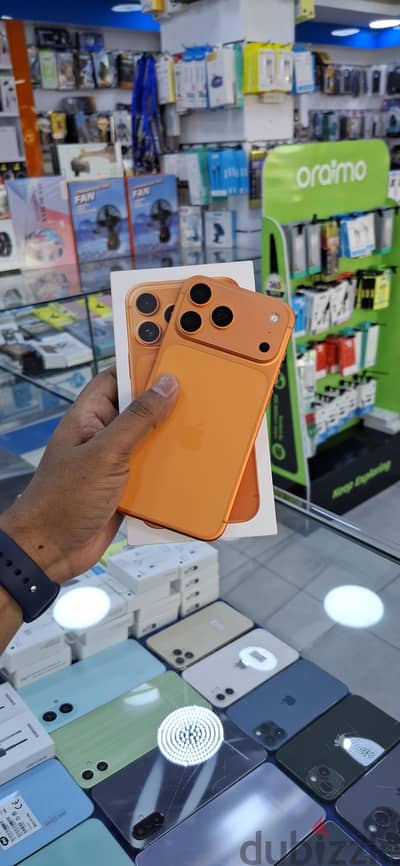 Apple - iPhone 17 Pro Max