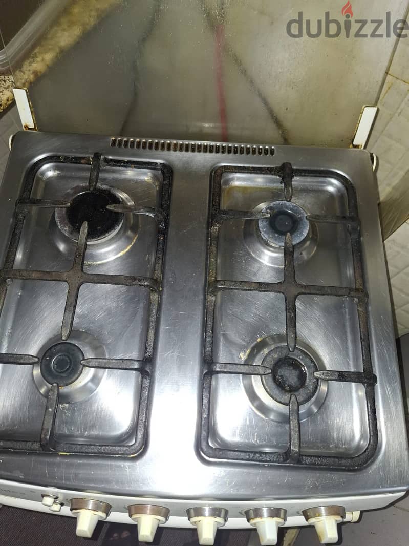 4 burner oven for sale with gas cylinder 35bhd 3