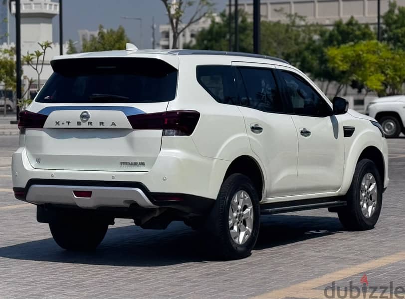 NISSAN XTERRA 2022 MODEL WITH SINGLE OWNER AND WELL-MAINTAINED 6