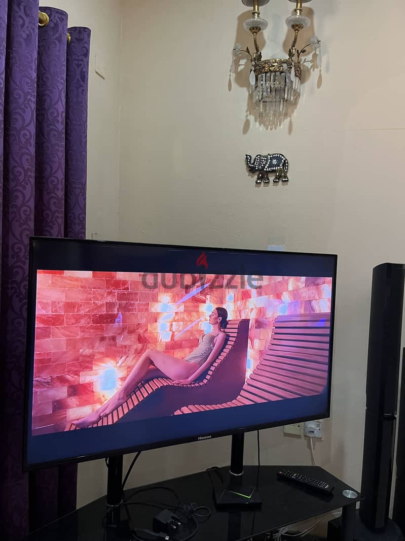 Hisense 50” LED TV not smart 6