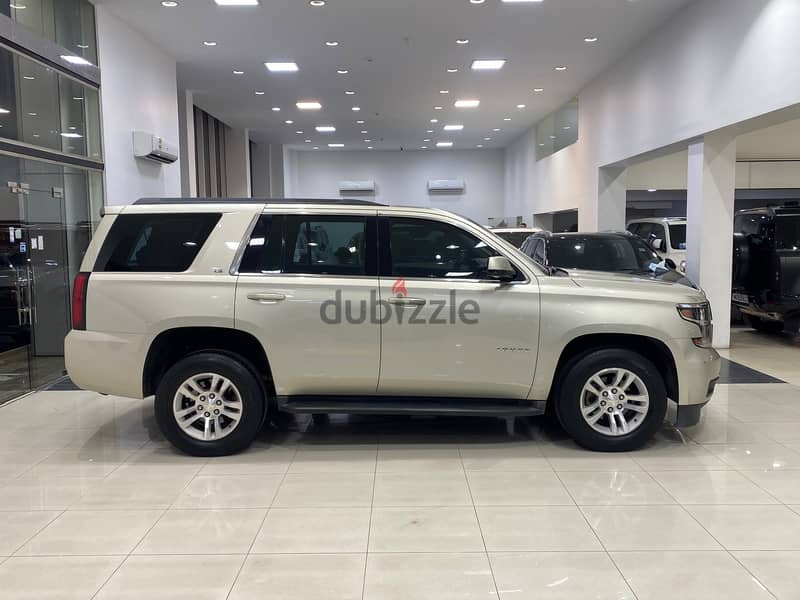 Chevrolet Tahoe 2016 Gold 3