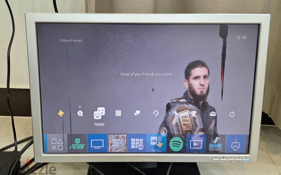ps4 slim + dell monitor + 2 original controller and gaming headphone 8