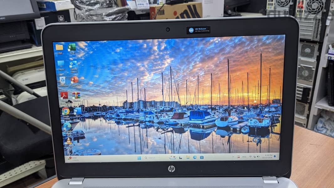 HP Intel Core i7 7th Gen Laptop 8GB RAM 256GB M. 2 SSD + 320GB HDD (SSD 4