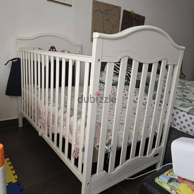 URGENT SALE toodler/baby cot from centerpoint