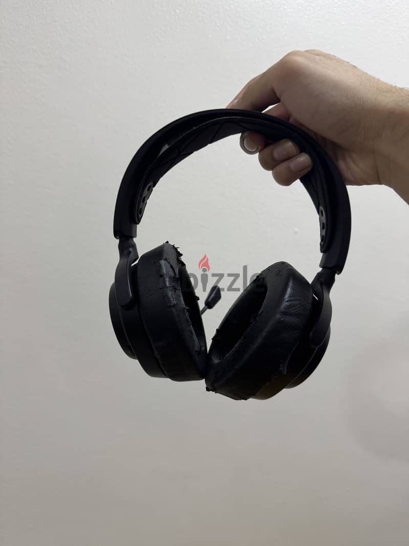 Arctis Nova Pro Wired Headset + Steel series GameDAC 1