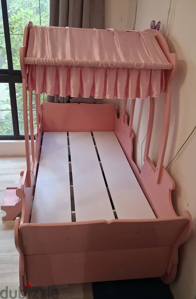 Princess carriage bed 1