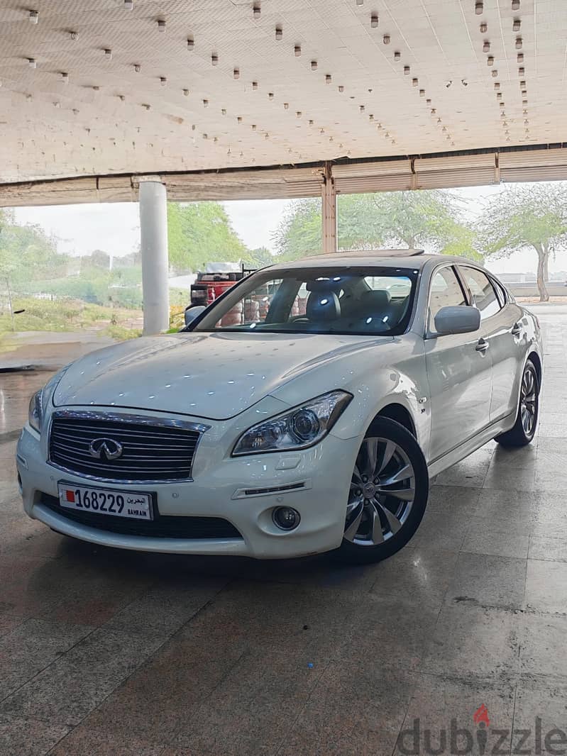 إنفينيتي كيو 70 2014 V6 3.7 2