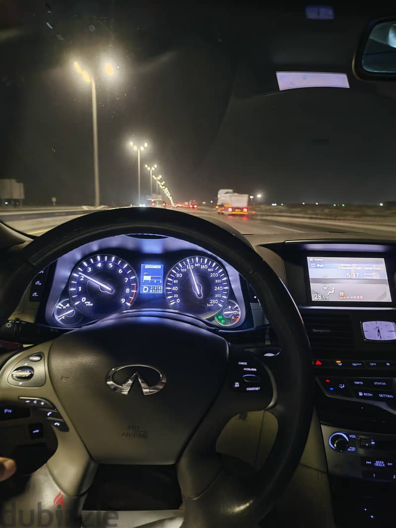 إنفينيتي كيو 70 2014 V6 3.7 4