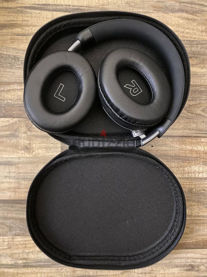 للبيع سماعة هدفون 5.3 جديده For sale: Brand new Wireless 5.3 headphone 1