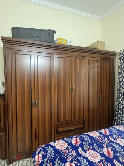 Full bedroom furniture
