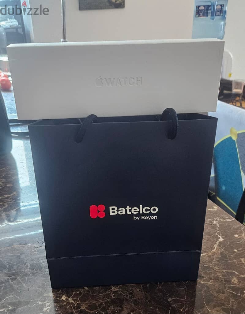 Apple Watch Series 11 – 42mm Slate Titanium (Cellular + GPS) 1