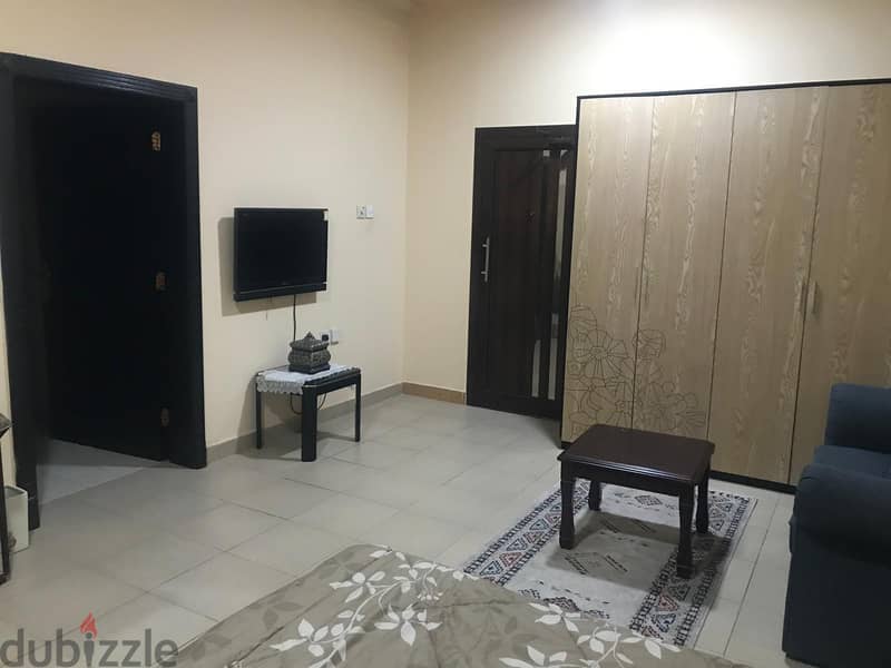 للايجار ستديو مفروش في جدعلي. For rent F F  studio in Jidali 4