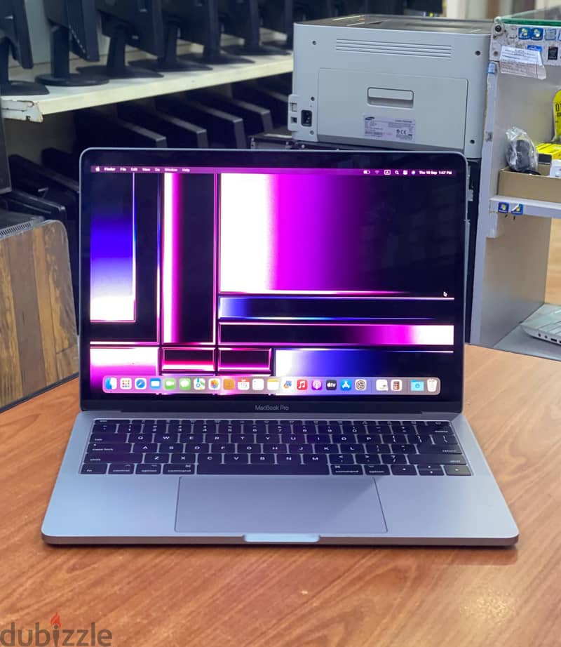 MacBook Pro Core i5 2.3Ghz 8GB RAM 13"Quad Display With Type-C Adapter 2