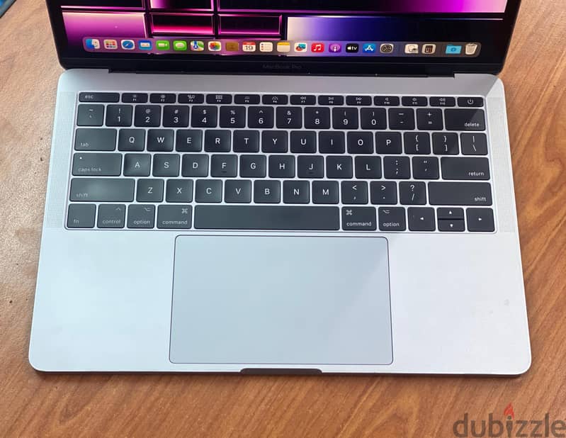 MacBook Pro Core i5 2.3Ghz 8GB RAM 13"Quad Display With Type-C Adapter 4