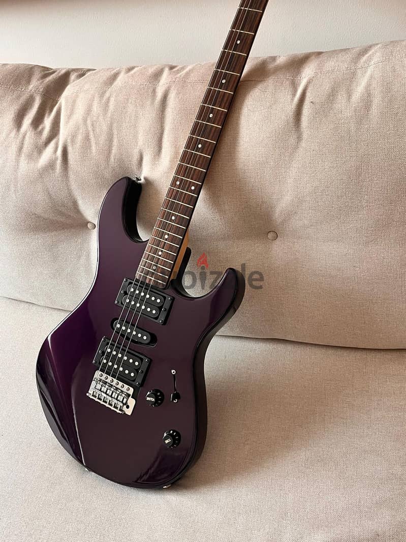 YAMAHA, ERG 121C electric guitar 1