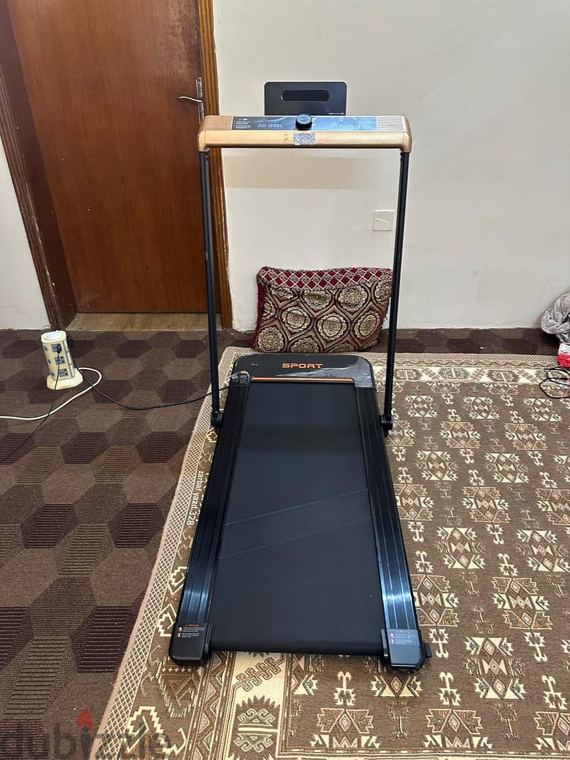 walking pad almost like new condition for sale 1