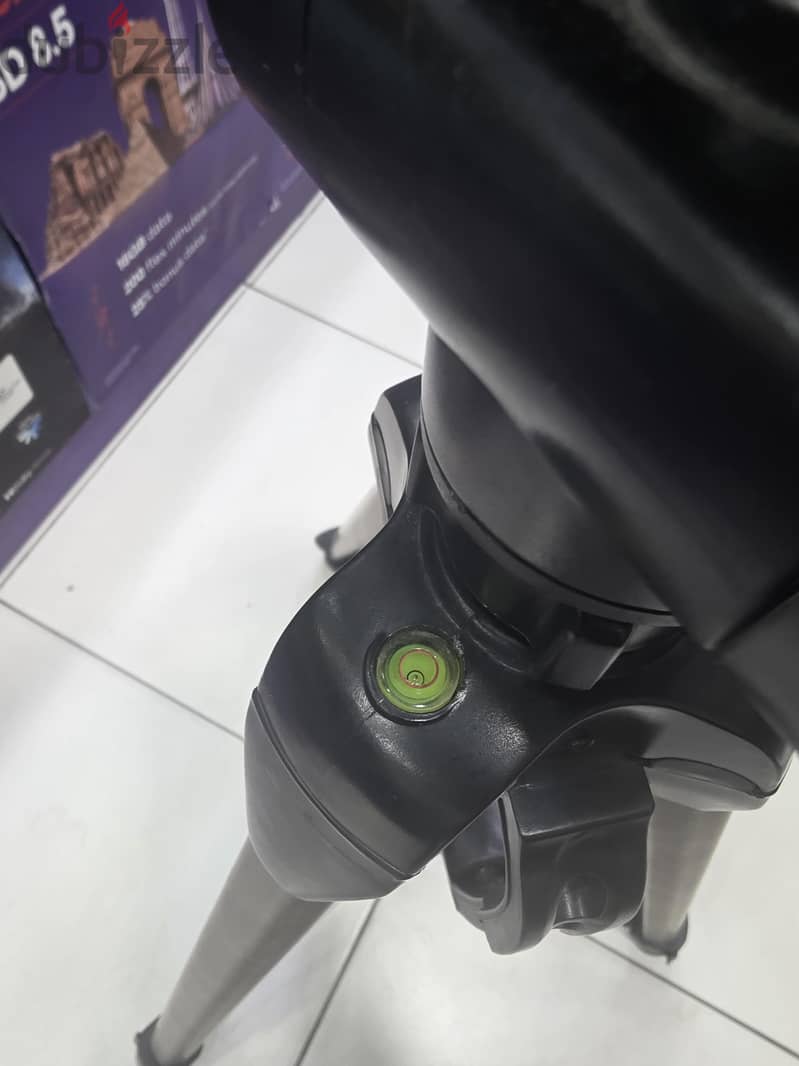 camera stand 3