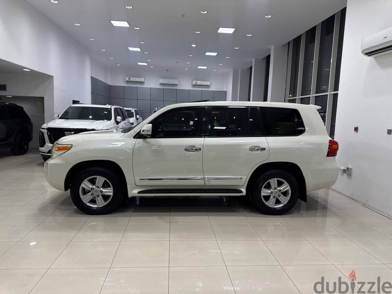 Toyota Land Cruiser GXR 2015 White 2