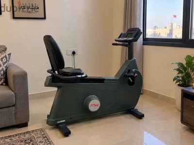 Star Trac Pro Heavy-Duty Stationary Exercise Bike Excellent Condition