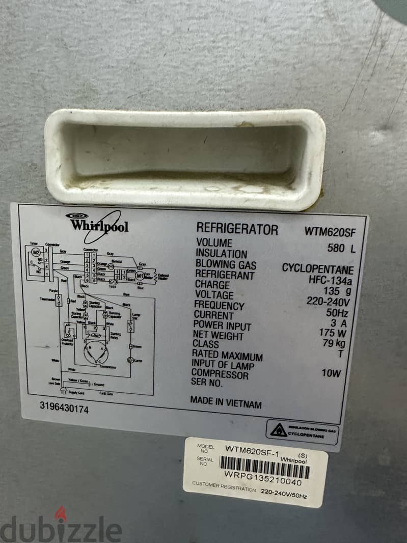 Very clean Whirlpool 580Litter no frost refrigerator 3