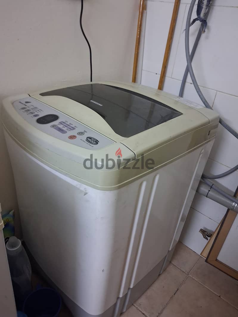 Good condition used washing machine only 38 Bd 2