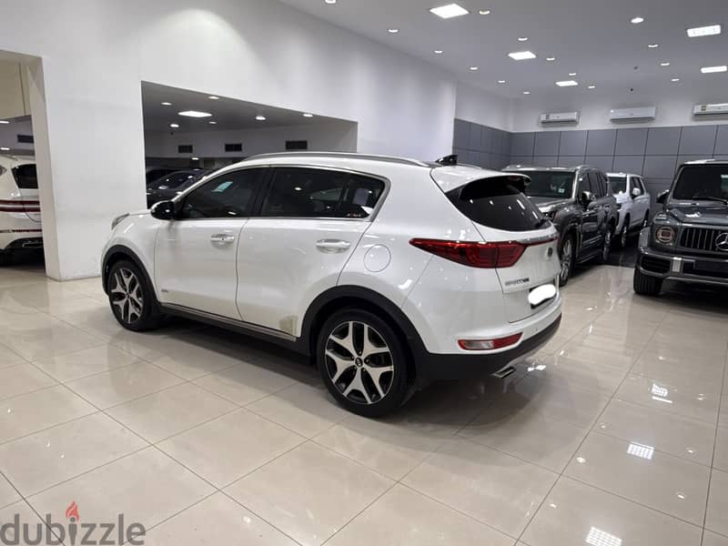 Kia Sportage 2018 White 6