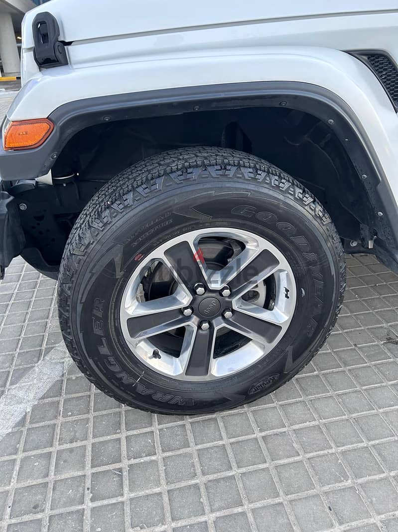 Jeep Wrangler Sahara 2023 8