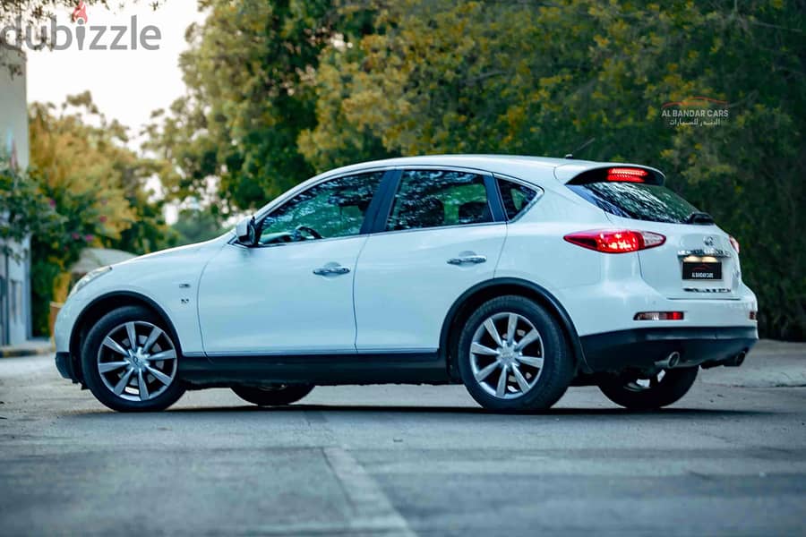 Infiniti QX50 2015 White  6-Cylinder  Low Mileage  Agency  BD 3,450 Ne 15