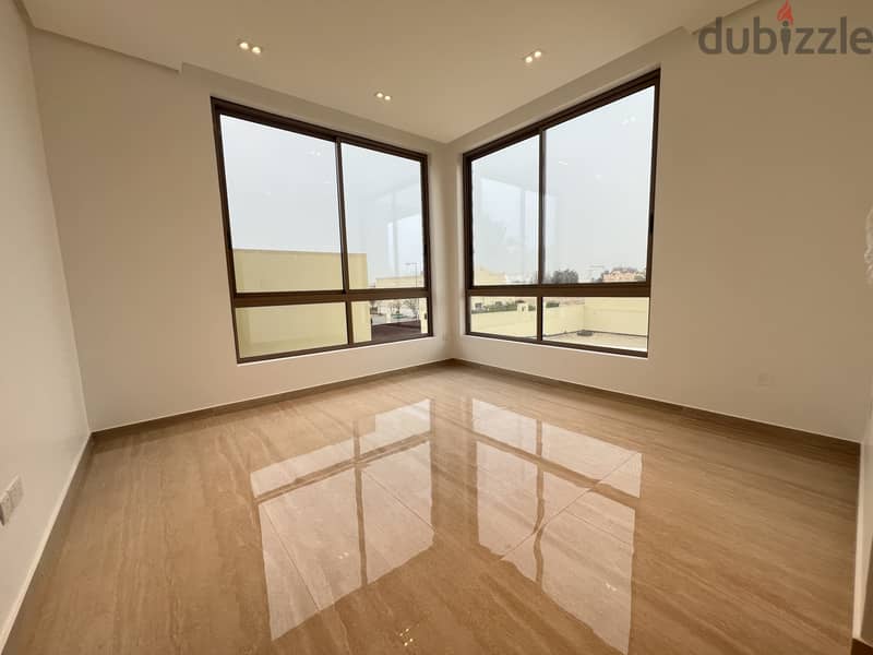 4BR Villa | Janabiya | Garden | Pool & Gym 3