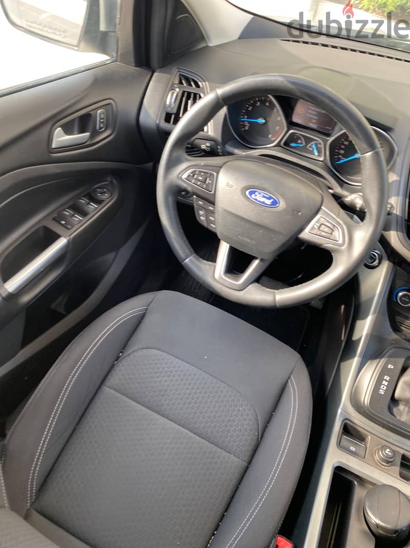 Ford Escape 2019 - Fully Agency Maintained 9