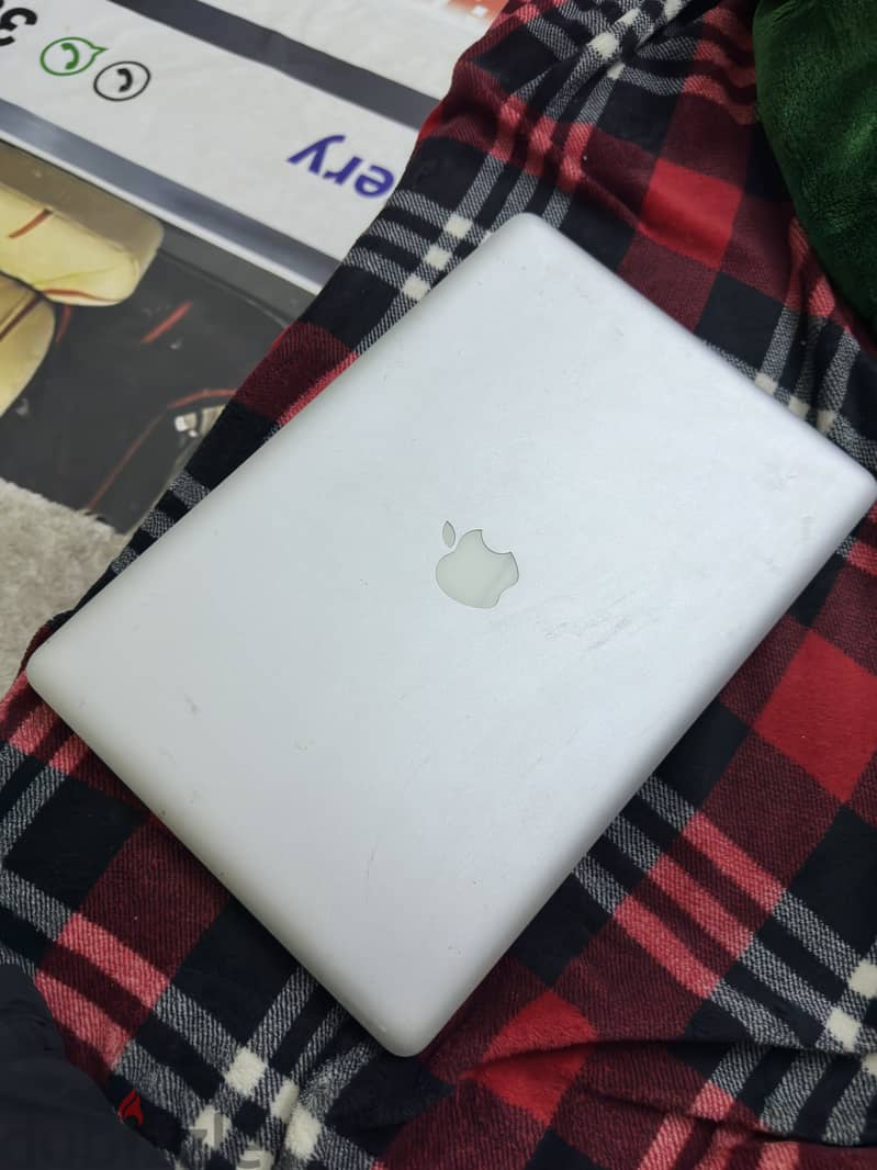 Apple MacBook Pro 2012 & HP ENVY dv6 9