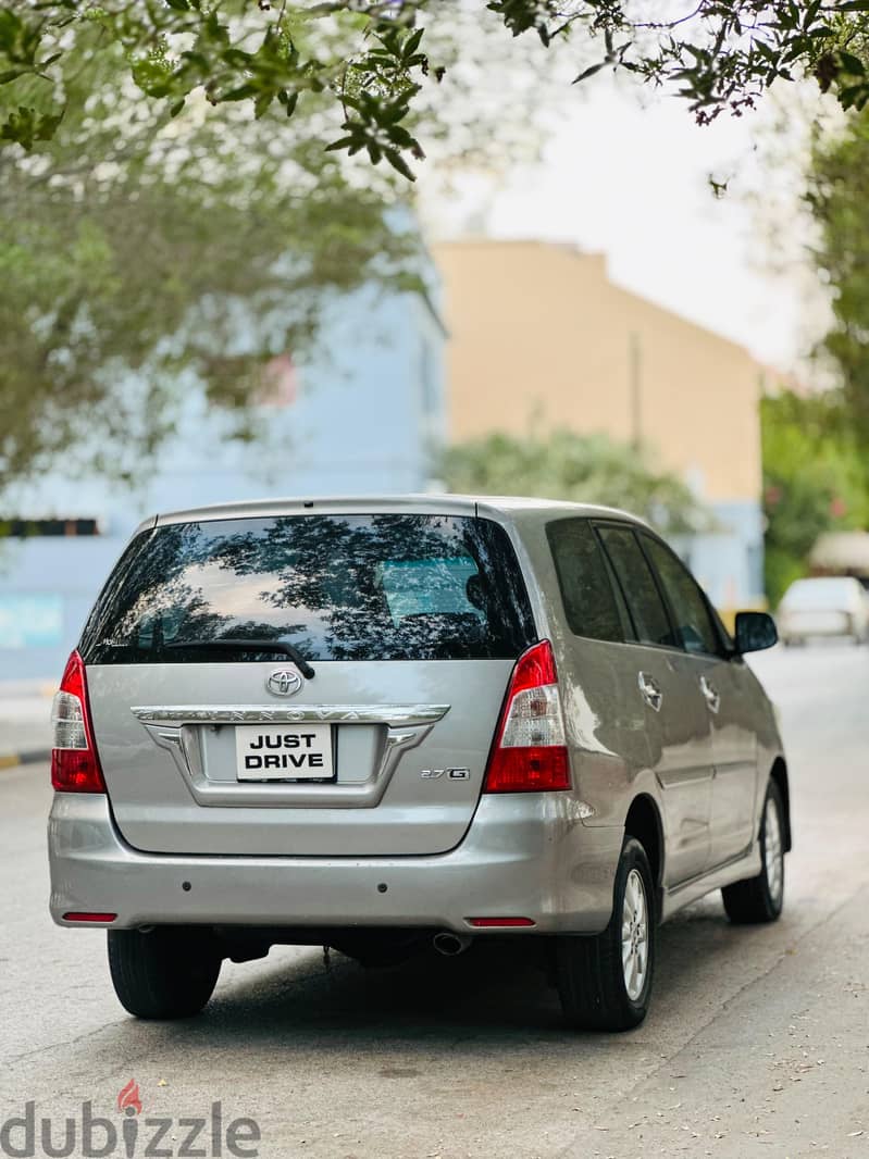 Toyota Innova single owner family used 7 seat SUV 15