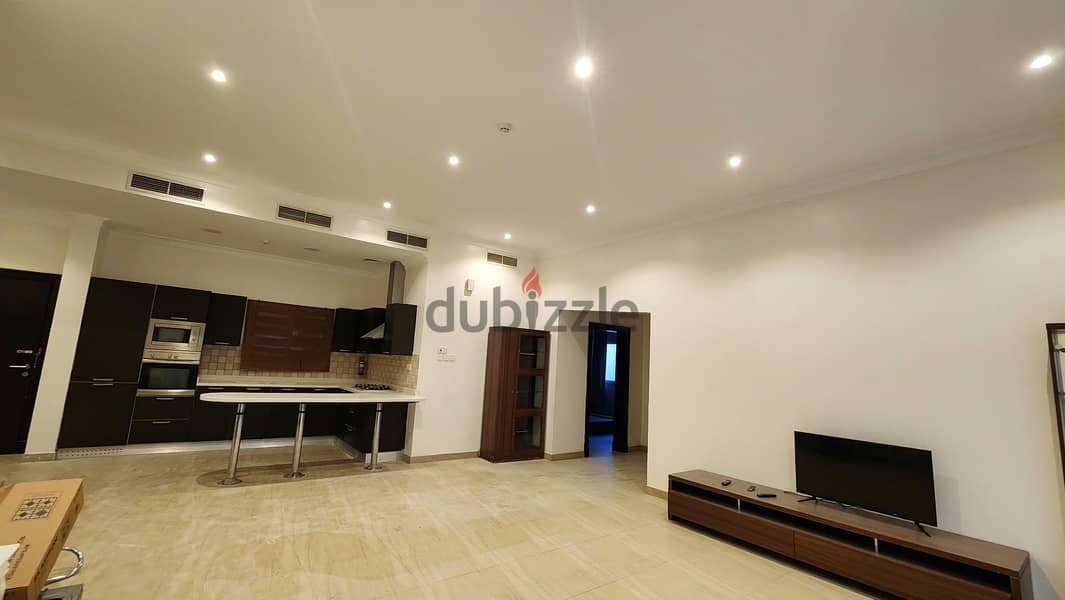 For rent 3 Bedrooms Aparment in Juffair 5