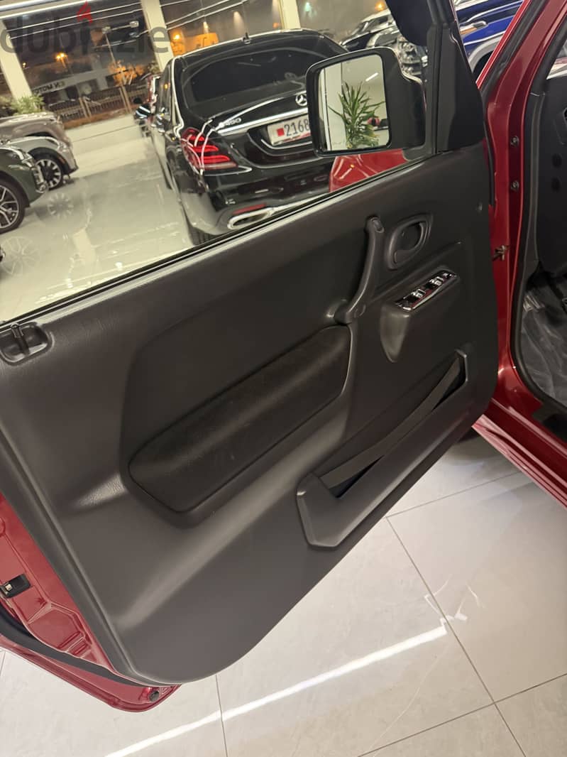 Suzuki Jimny 2018 10