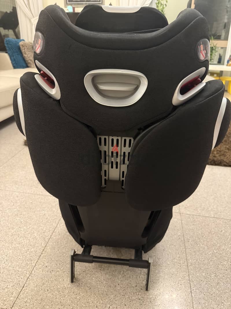 Premium German Child Car Seat – Group 2/3 (15–36 kg) 4