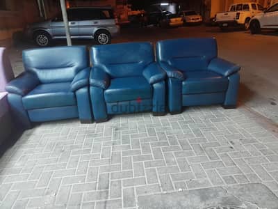 leather sigle sofas