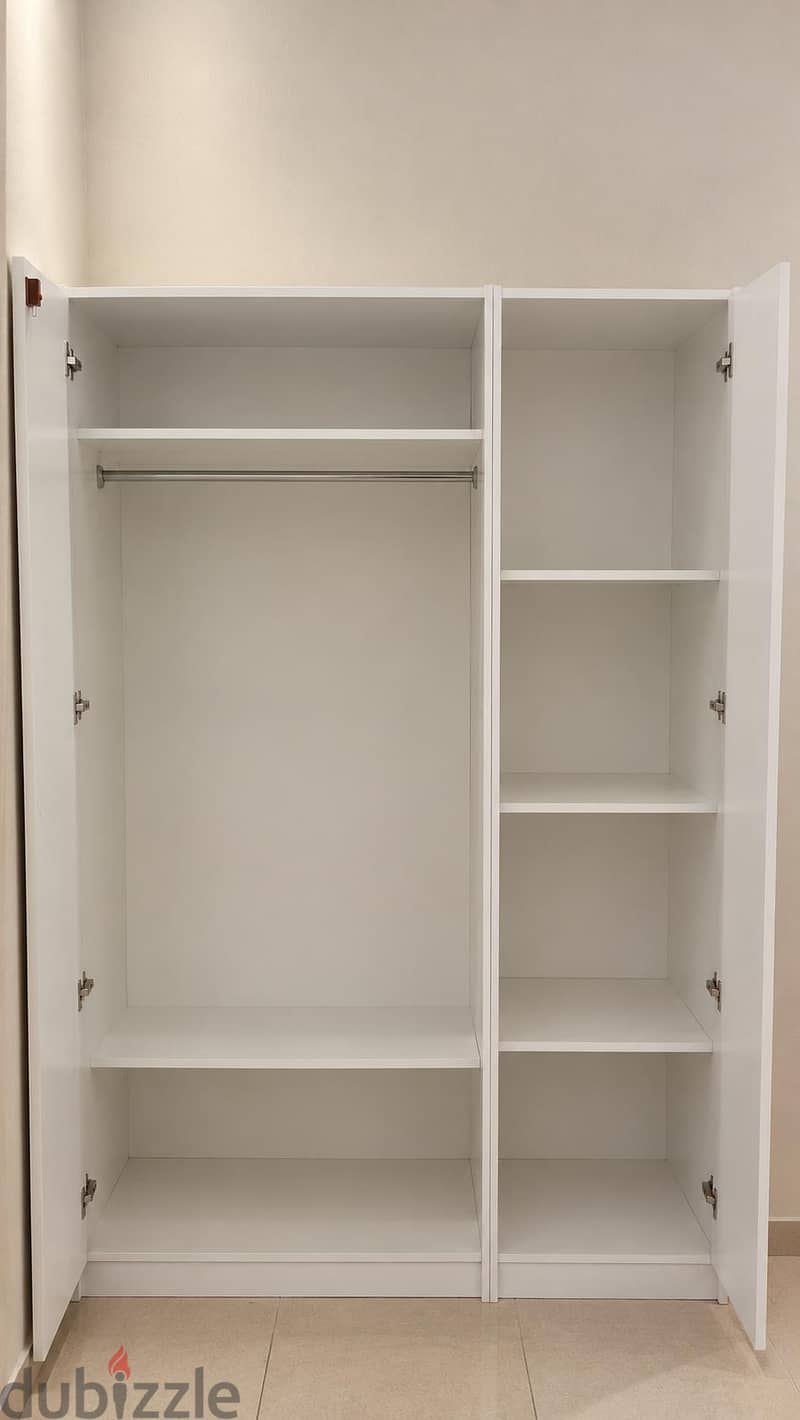 White wardrobe with mirror 1