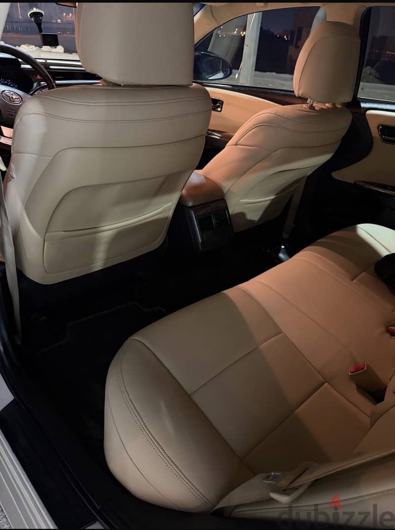 Toyota Avalon 2015 1