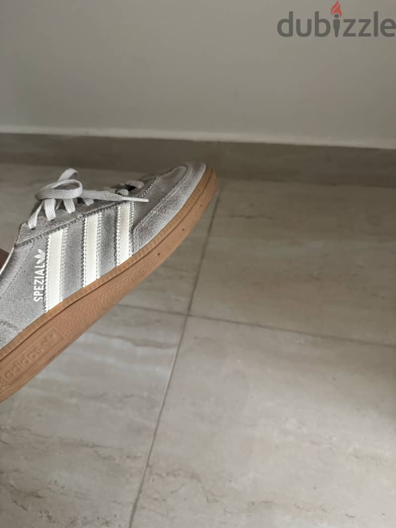 Adidas shoes female 38-39 size 3