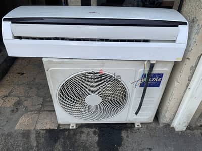 Secondhand Ac WhatsApp contact good old with wranty 6 months