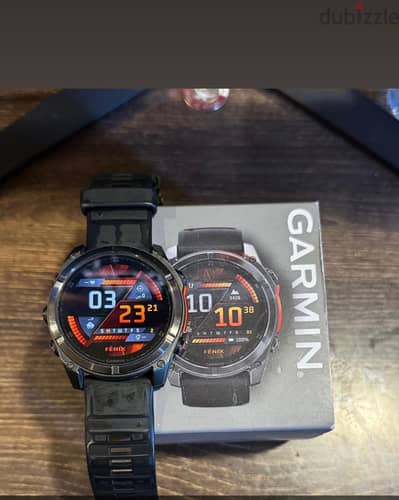 للبيع قارمن فنكس 8 amoled حجم51mm
